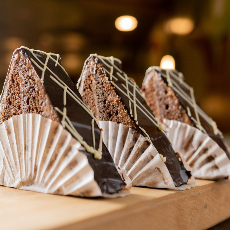 BakeShop Pyramid Slice