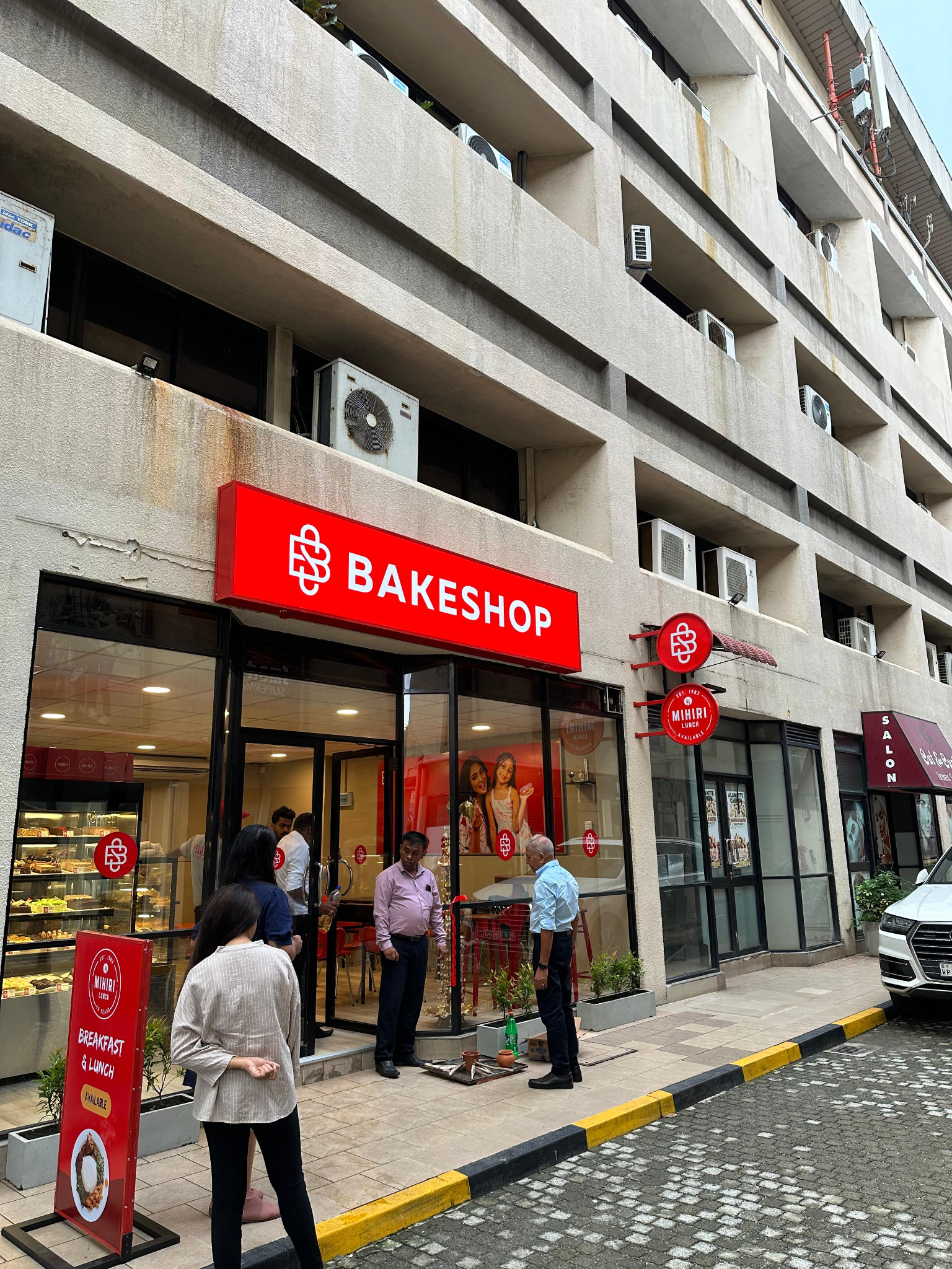 BakeShop glass-fronted city outlet